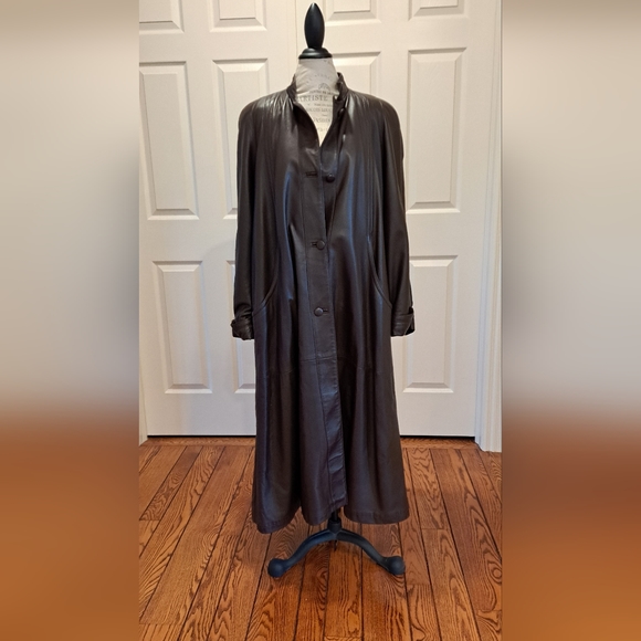 Genuine leather real fur trim full length coat by Santagostino - Picture 5 of 16